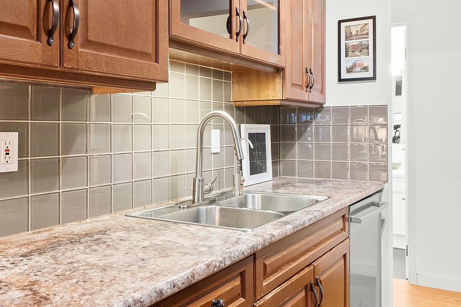 304 319 E 7th Avenue Vancouver, BC - 7