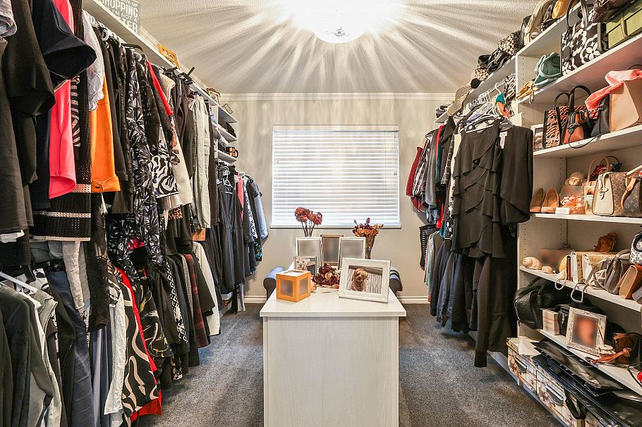 1076 Clements Avenue North Vancouver, BC - 15