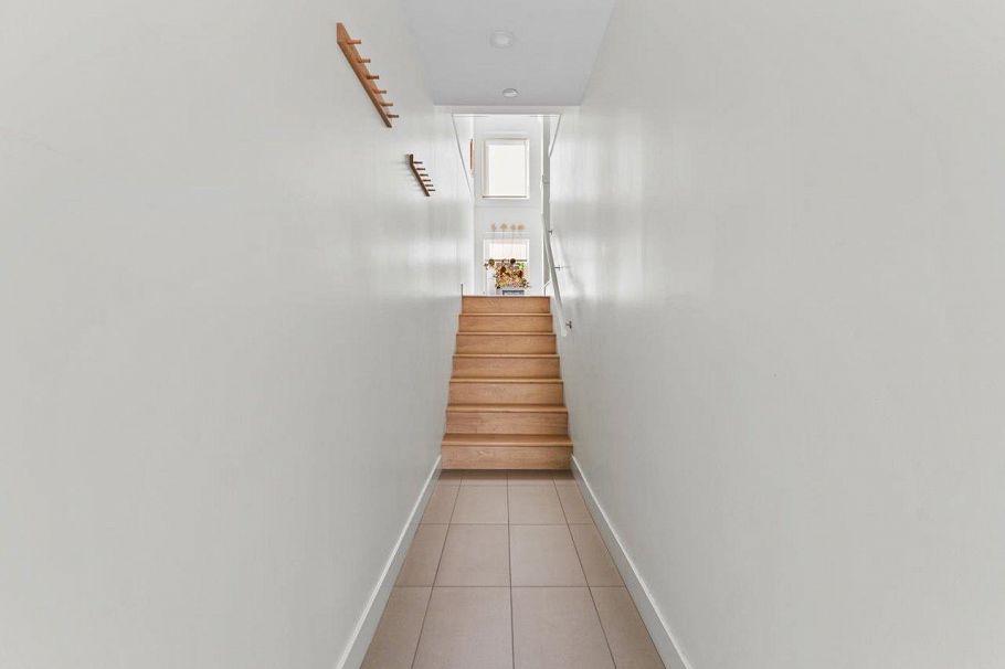 66 3597 Malsum Drive North Vancouver, BC - 34