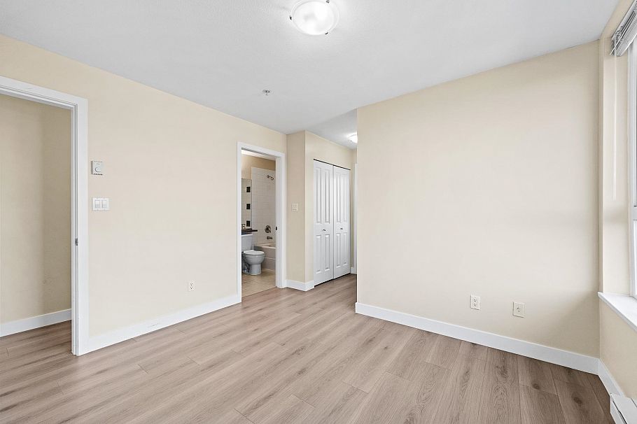 417 7089 Mont Royal Square Vancouver, BC - 19