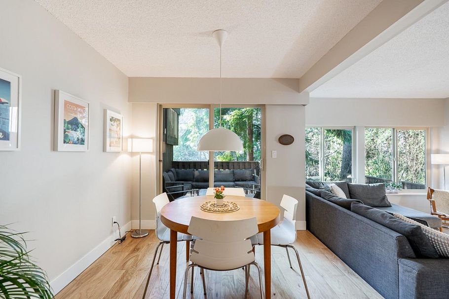 2076 Purcell Way North Vancouver, BC - 10