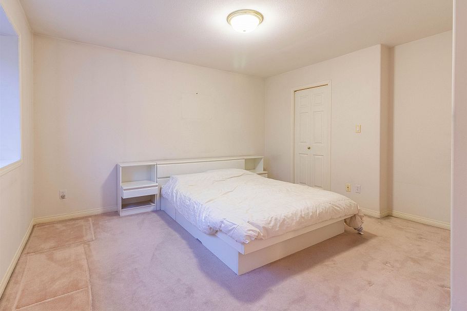 2468 E 4th Avenue Vancouver, BC - 14