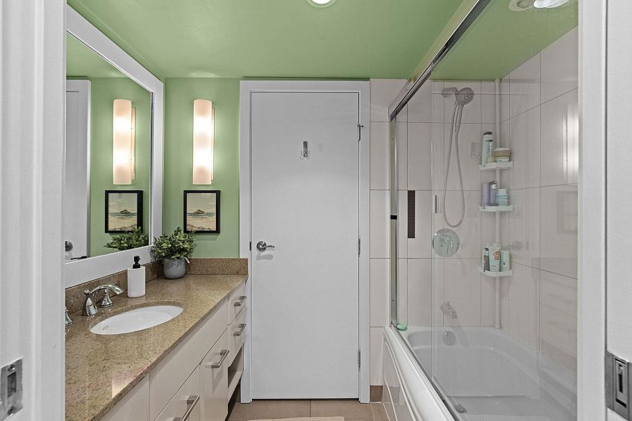 807 683 W Victoria Park North Vancouver, BC - 16