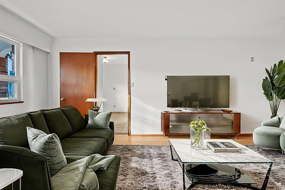 1181 E 24th Avenue Vancouver, BC - 23