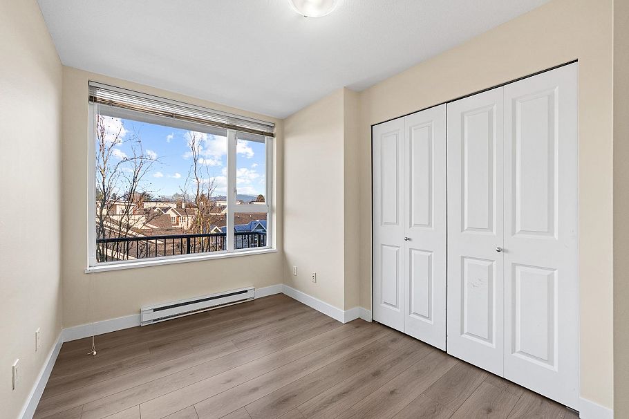 417 7089 Mont Royal Square Vancouver, BC - 24