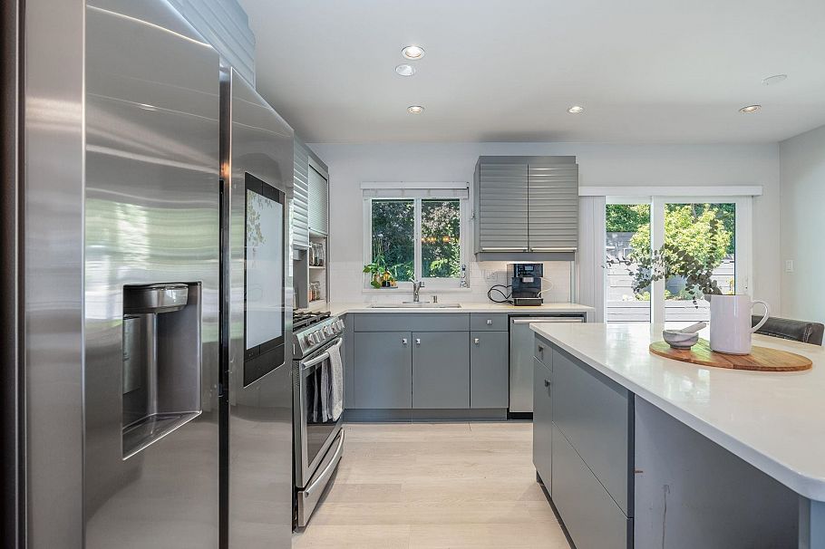 625 Seymour Court North Vancouver, BC - 13