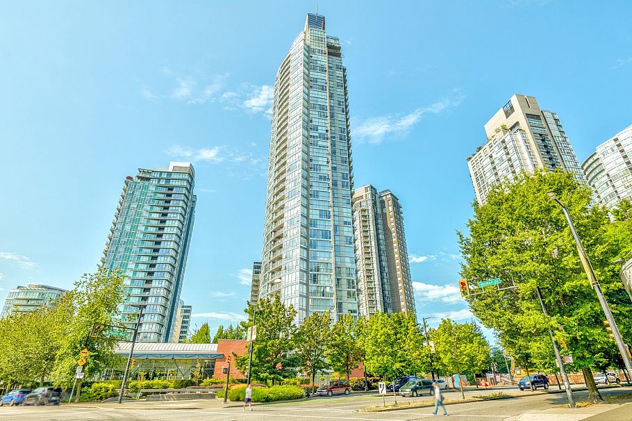 1207 1408 Strathmore Mews Vancouver, BC - 33