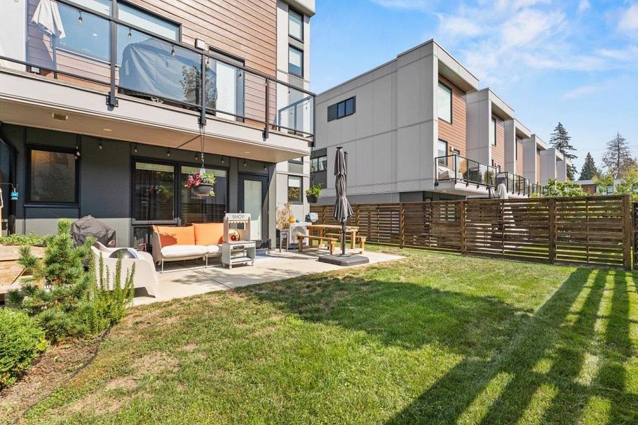 66 3597 Malsum Drive North Vancouver, BC - 30