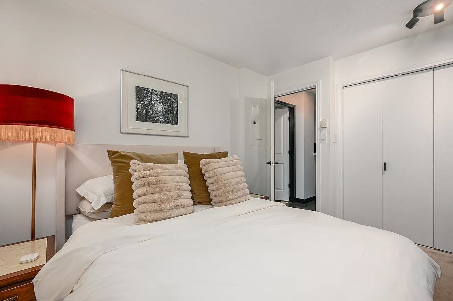 305 4425 Halifax Street Burnaby, BC - 11