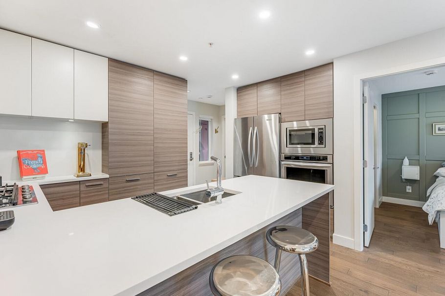 203 3456 Commercial Street Vancouver, BC - 9