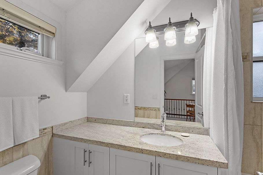 4463 Welwyn Street Vancouver, BC - 31