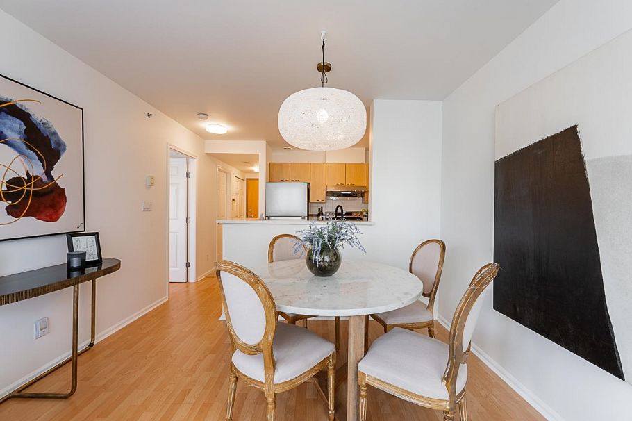 604 1420 W Georgia Street Vancouver, BC - 3