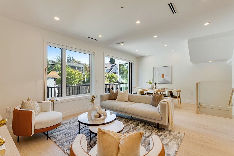 7176 East Boulevard Vancouver, BC - 2