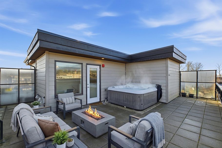 605 719 W 3rd Street North Vancouver, BC - 20