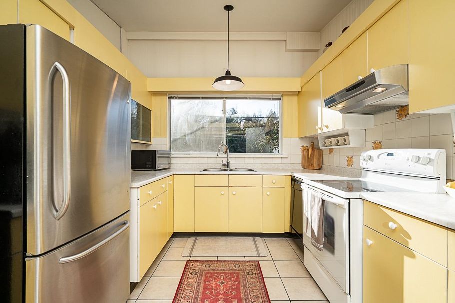 4862 Queensland Road Vancouver, BC - 12