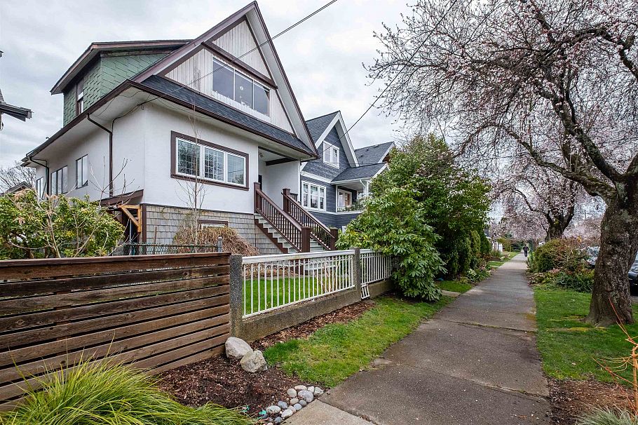 1021 E 14th Avenue Vancouver, BC - 28