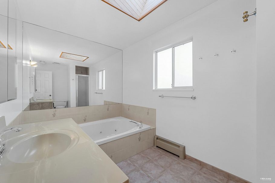 2068 Scarboro Avenue Vancouver, BC - 26