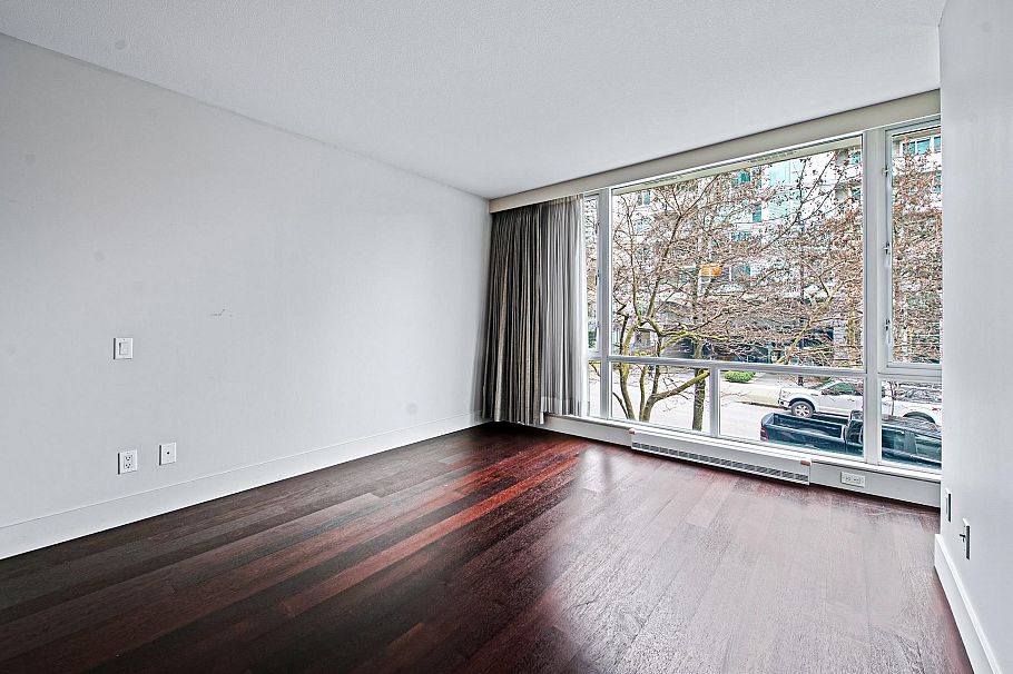 574 Nicola Street Vancouver, BC - 25