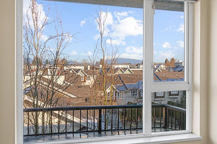 417 7089 Mont Royal Square Vancouver, BC - 21