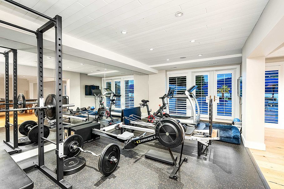 614 Lowry Lane North Vancouver, BC - 24