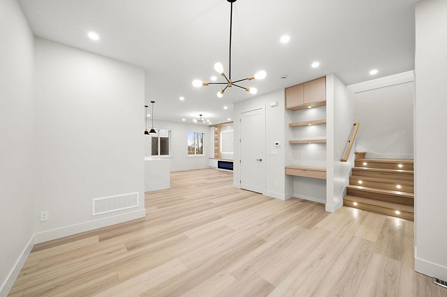 3 3881 Hurst Street Burnaby, BC - 9