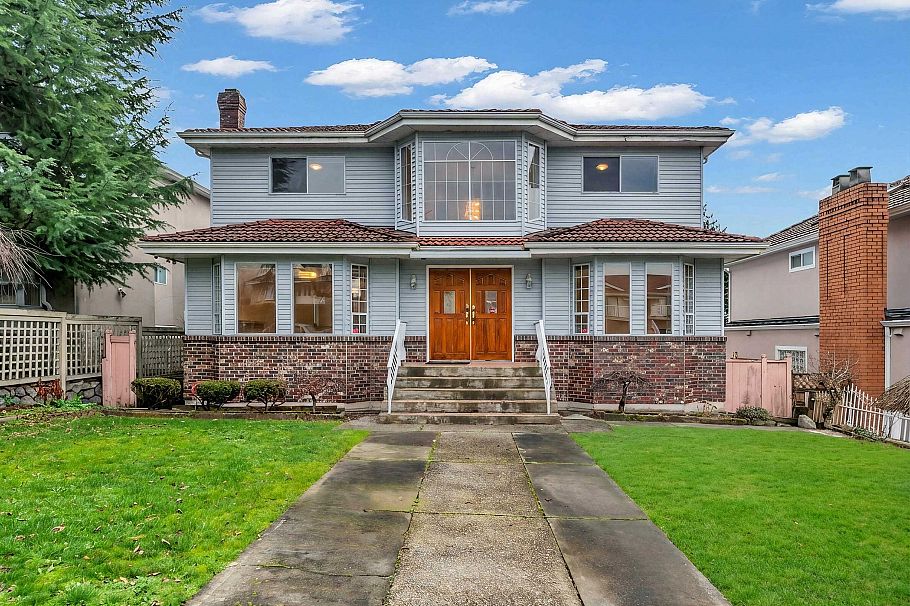 2068 Scarboro Avenue Vancouver, BC - 1