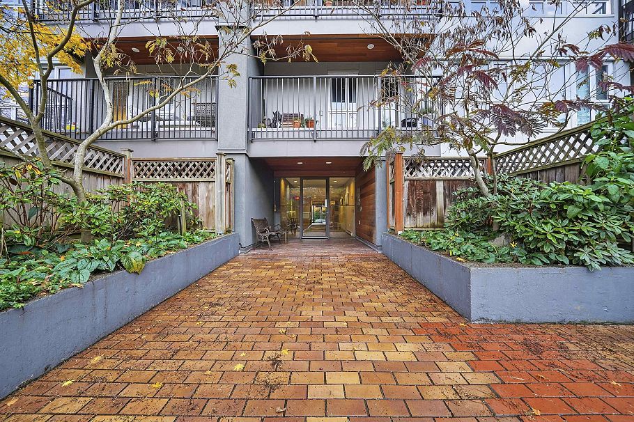 104 1551 W 11th Avenue Vancouver, BC - 26