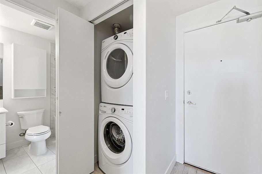 605 719 W 3rd Street North Vancouver, BC - 16