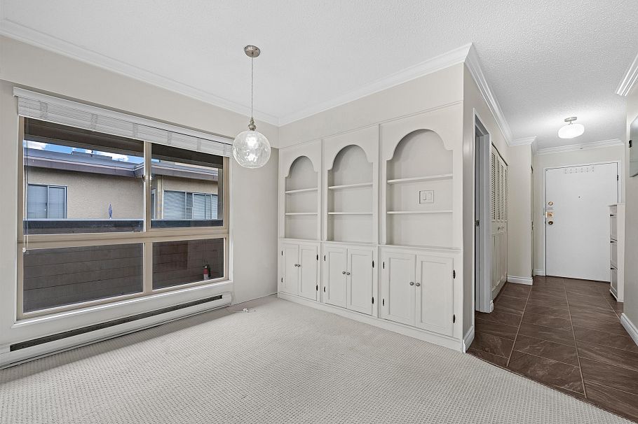 306 1260 W 10th Avenue Vancouver, BC - 4