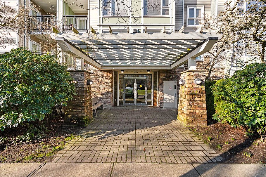 417 7089 Mont Royal Square Vancouver, BC - 28