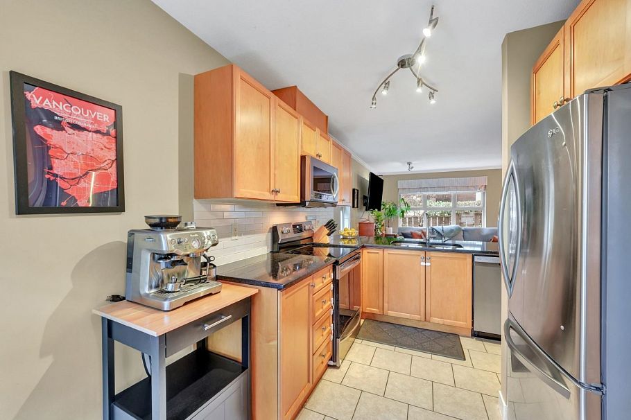 36 3855 Pender Street Burnaby, BC - 6