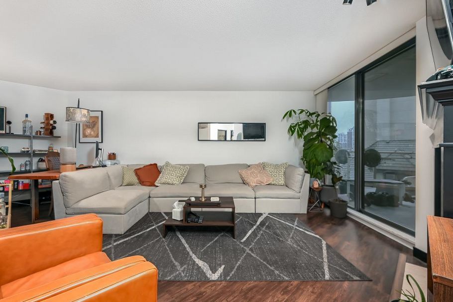 305 4425 Halifax Street Burnaby, BC - 5