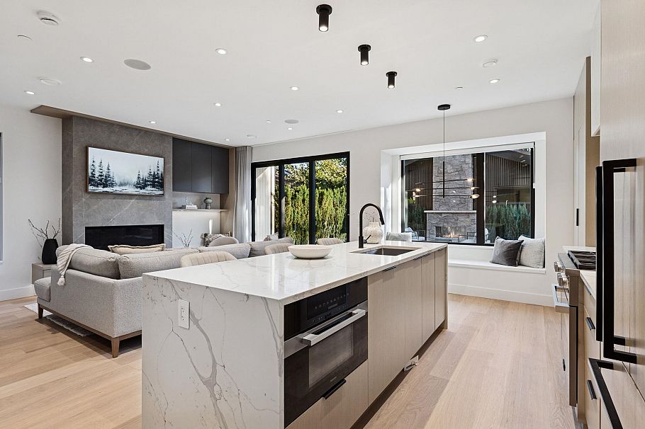 2 3036 W 14th Avenue Vancouver, BC - 8