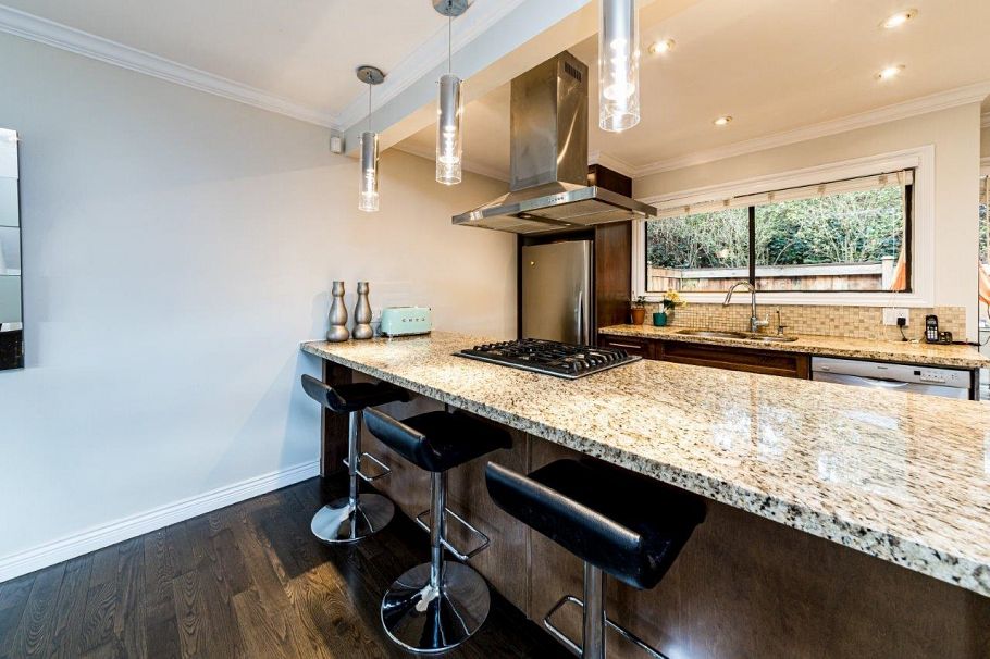 1163 Lillooet Road North Vancouver, BC - 6