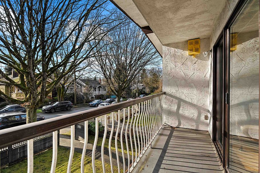 1181 E 24th Avenue Vancouver, BC - 13