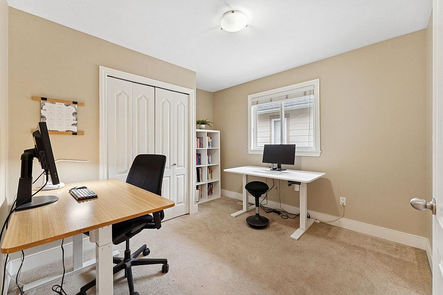 353 E 5th Street North Vancouver, BC - 25