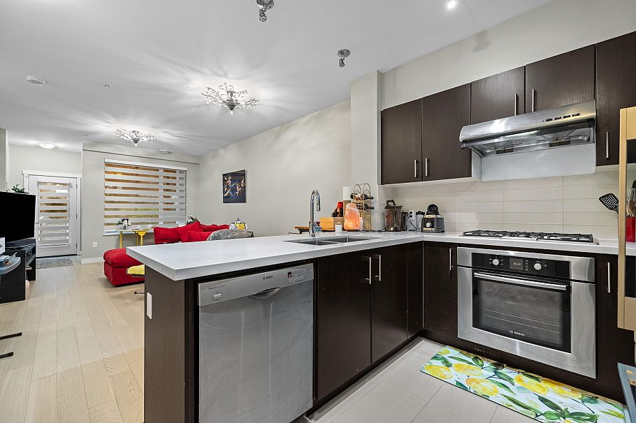 111 3133 Riverwalk Avenue Vancouver, BC - 17