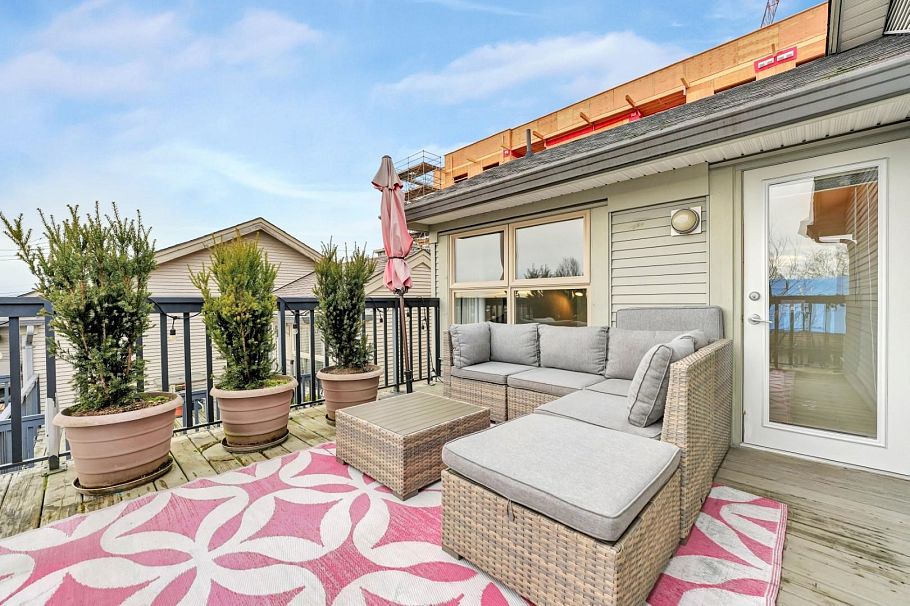 36 3855 Pender Street Burnaby, BC - 25