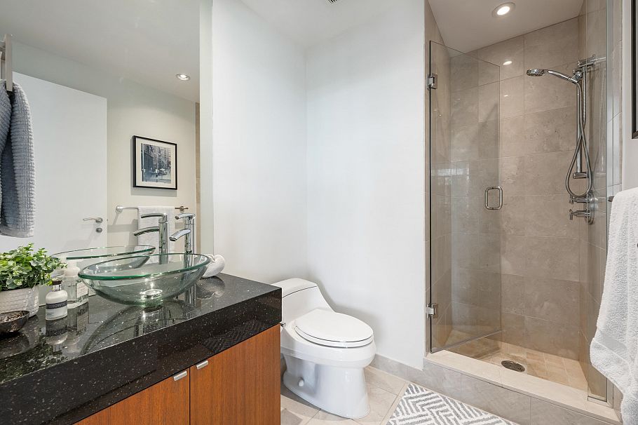 203 628 Kinghorne Mews Vancouver, BC - 23