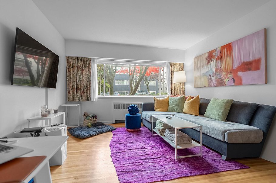 2 1879 Barclay Street Vancouver, BC - 3