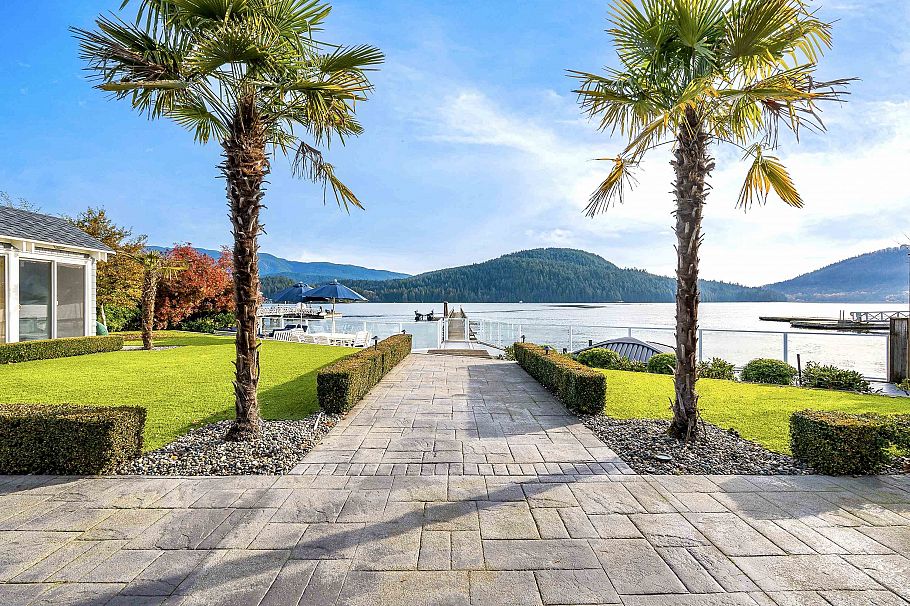 614 Lowry Lane North Vancouver, BC - 36