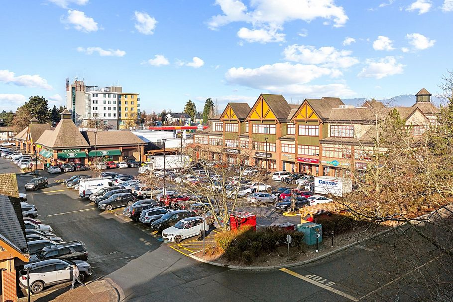 417 7089 Mont Royal Square Vancouver, BC - 31