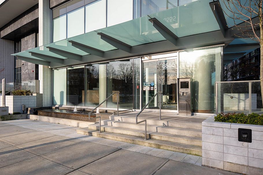 1007 8555 Capstan Way Richmond, BC - 2