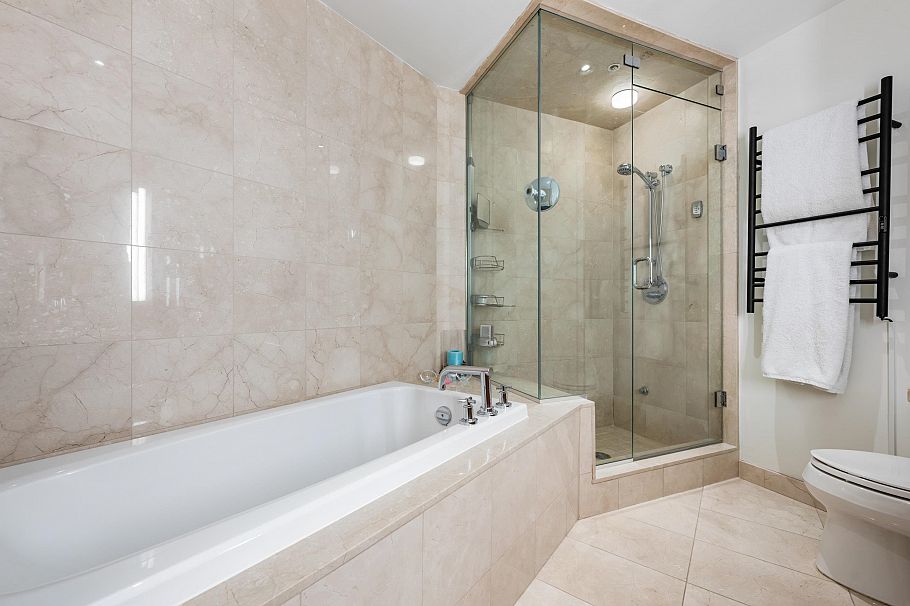 203 628 Kinghorne Mews Vancouver, BC - 18