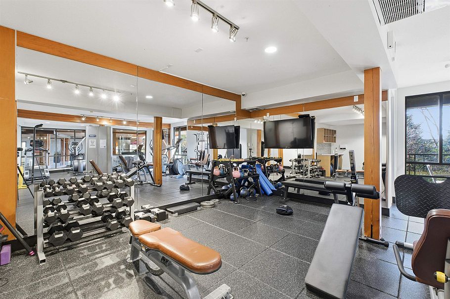 605 719 W 3rd Street North Vancouver, BC - 25