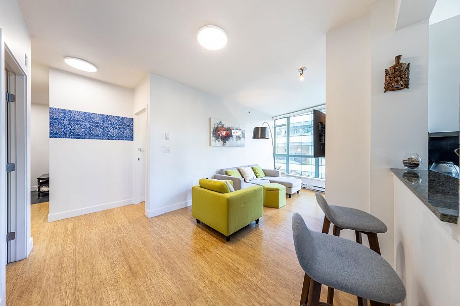 404 1238 Burrard Street Vancouver, BC - 4