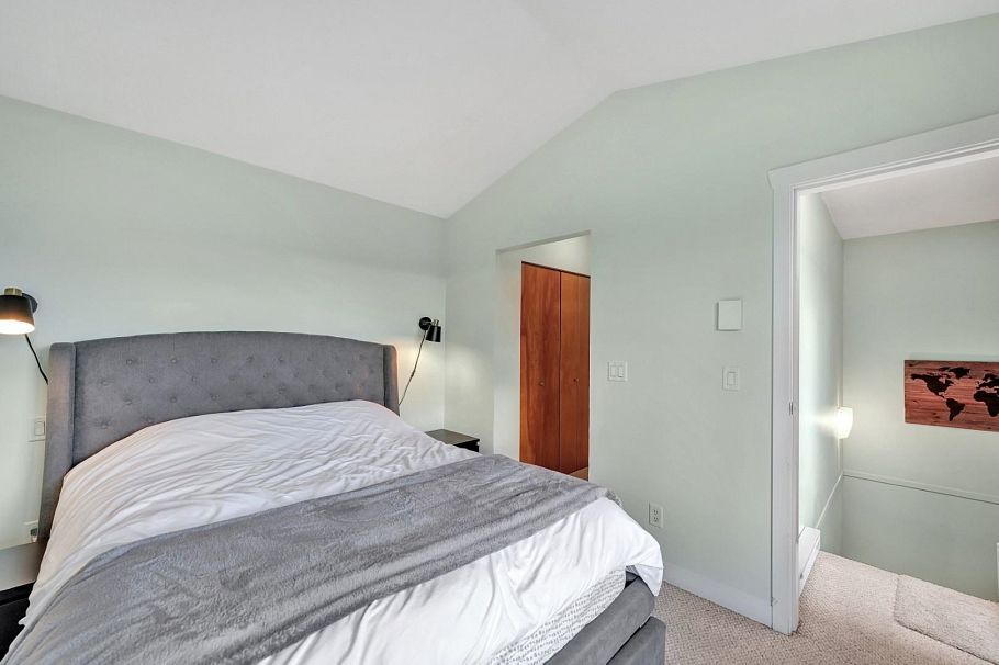 36 3855 Pender Street Burnaby, BC - 21