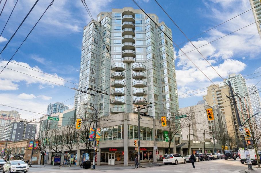 1606 1212 Howe Street Vancouver, BC - 18