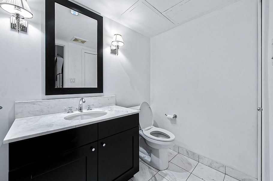 574 Nicola Street Vancouver, BC - 17