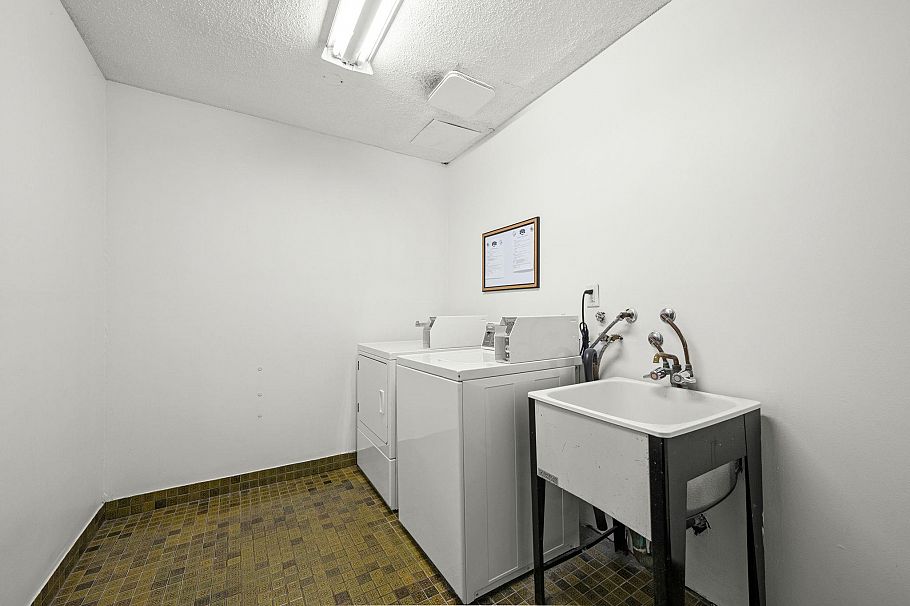 304 319 E 7th Avenue Vancouver, BC - 24